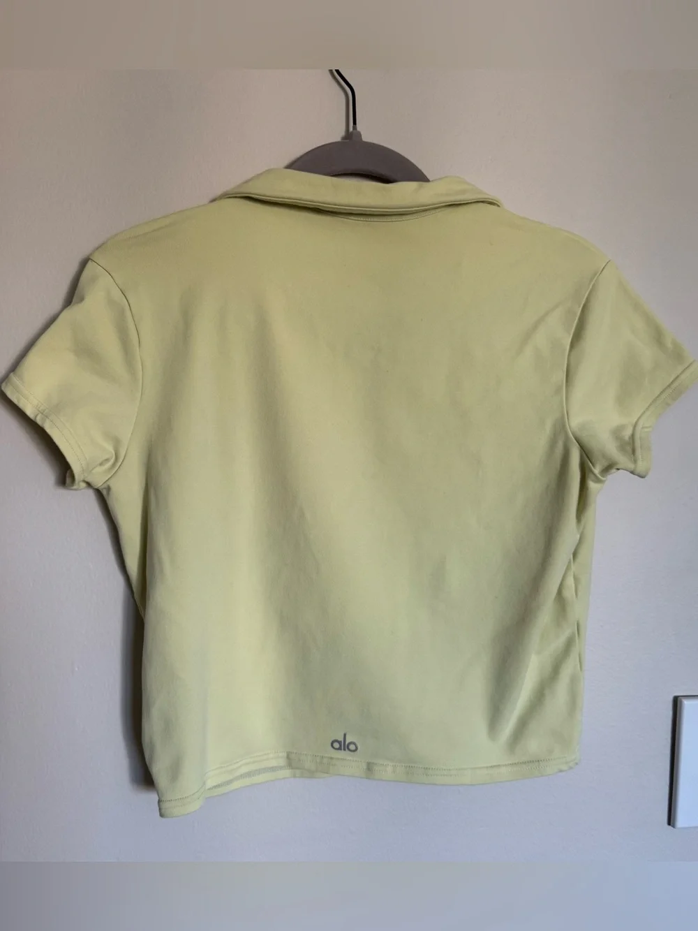 Alo Yoga Choice Polo Crop Yellow Green Lime Workout Top Short Sleeve Size L